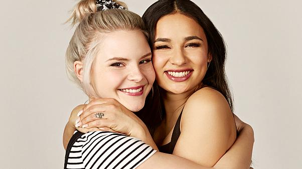 ✓ 20 Mensajes de cumpleaños para tu hermana